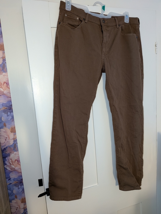 Mott & Bow Denim - Straight Leg Women's Jeans in Brown